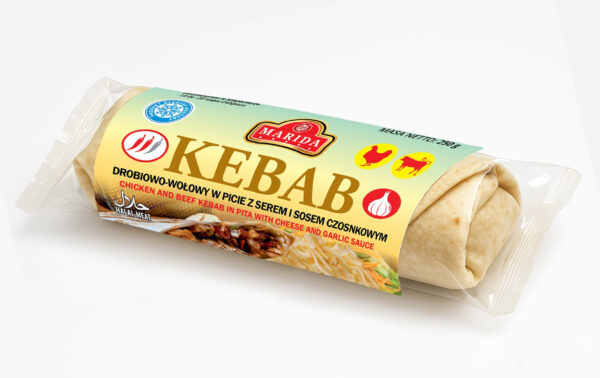 Kebab drobiowo-wołowy w picie z serem i sosem czosnkowym
