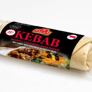 Kebab wołowy z warzywami i sosem średnim
